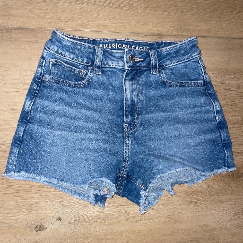 American Eagle Mom shorts